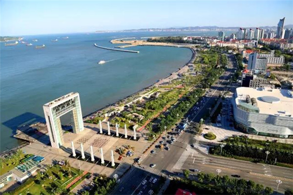 中共威海市环翠区第十五次代表大会隆重开幕